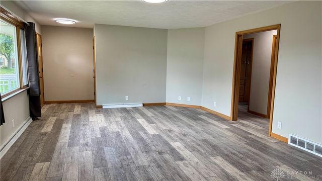58 Dronfield Road, Troy, OH 45373