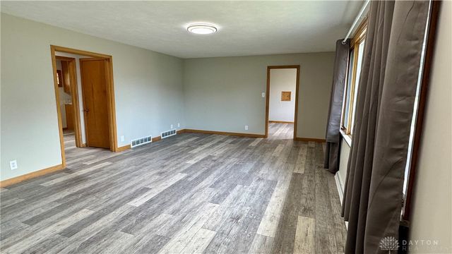 58 Dronfield Road, Troy, OH 45373