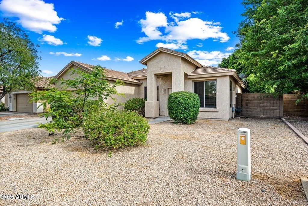 9231 W SALTER Drive, Peoria, AZ 85382