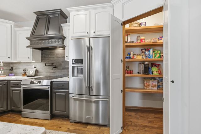 14322 W Ocala Ct, Wichita, KS 67235