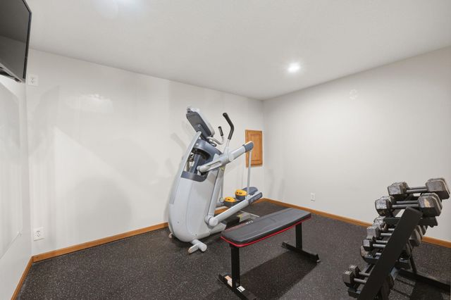 14322 W Ocala Ct, Wichita, KS 67235