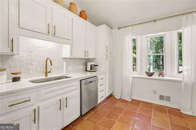 743 Starmist Court NE, Kennesaw, GA 30144