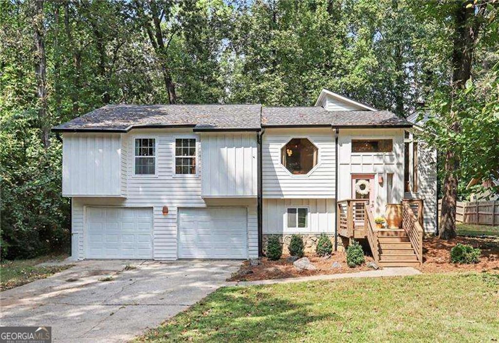 743 Starmist Court NE, Kennesaw, GA 30144