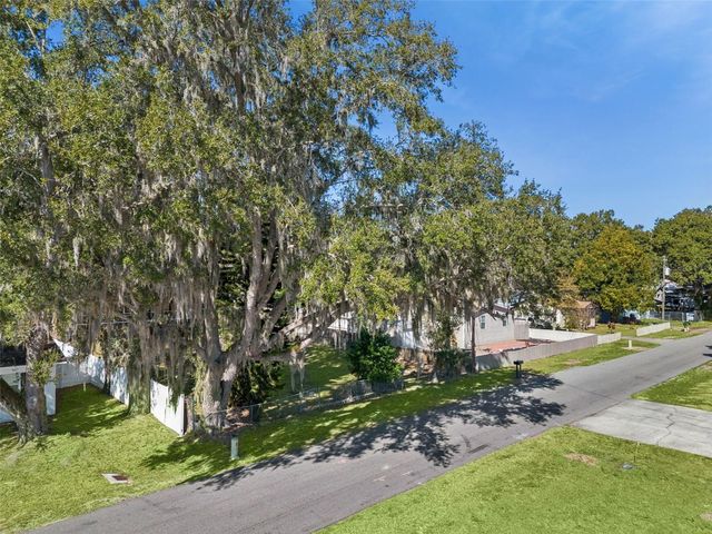 1724 EVERGREEN STREET, Kissimmee, FL 34746