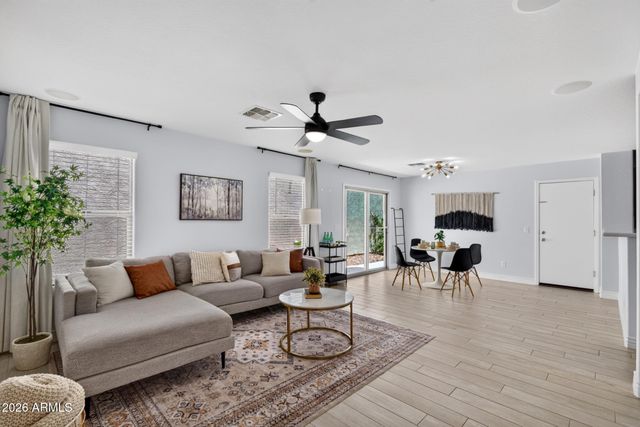 954 S DEERFIELD Lane, Gilbert, AZ 85296