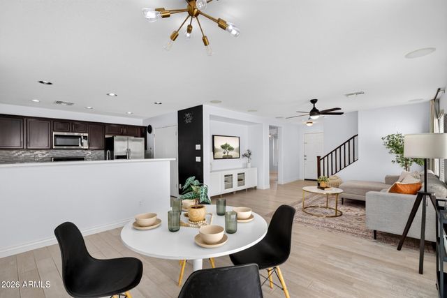 954 S DEERFIELD Lane, Gilbert, AZ 85296