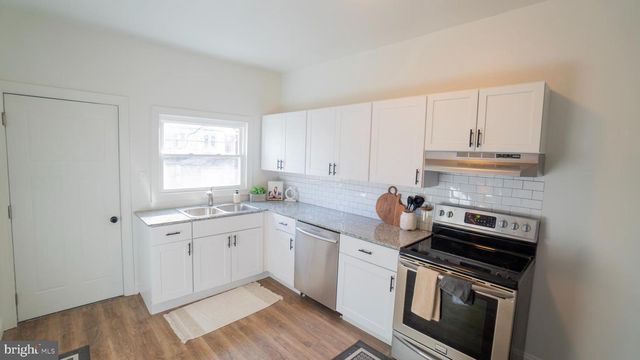 1619 NAUDAIN ST, Harrisburg, PA 17104