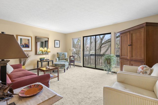 3172 Walden Ravines, Columbus, OH 43221