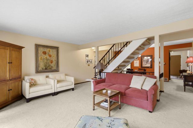 3172 Walden Ravines, Columbus, OH 43221