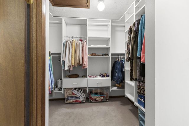 3172 Walden Ravines, Columbus, OH 43221