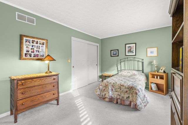 3172 Walden Ravines, Columbus, OH 43221