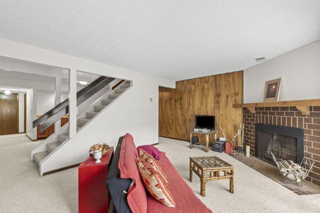 3172 Walden Ravines, Columbus, OH 43221