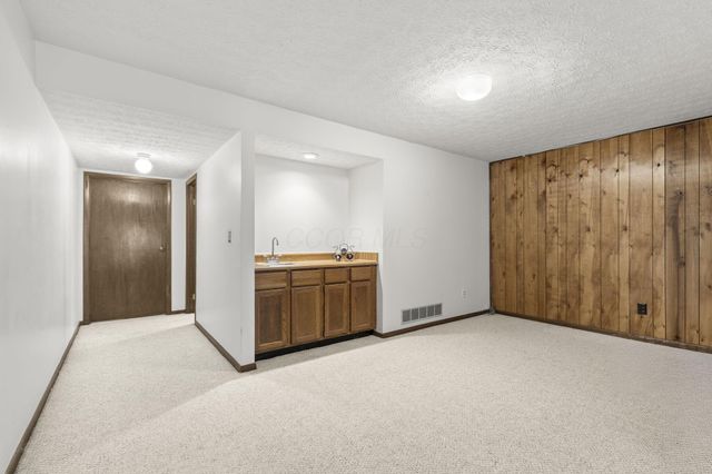 3172 Walden Ravines, Columbus, OH 43221