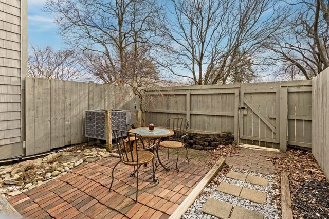 3172 Walden Ravines, Columbus, OH 43221