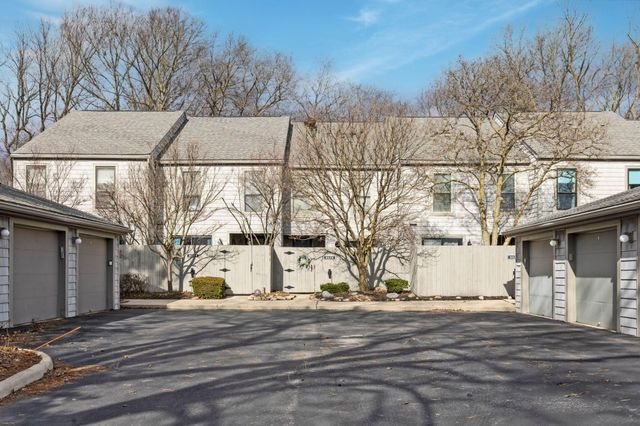 3172 Walden Ravines, Columbus, OH 43221