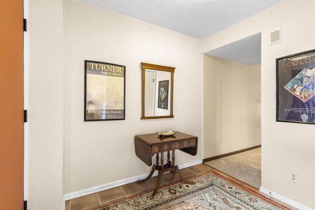 3172 Walden Ravines, Columbus, OH 43221