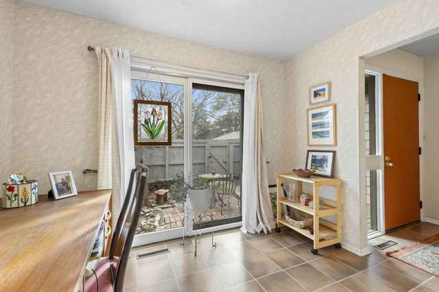 3172 Walden Ravines, Columbus, OH 43221