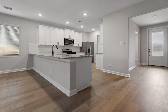 21519 Bluebonnet Bay Drive, Magnolia, TX 77354