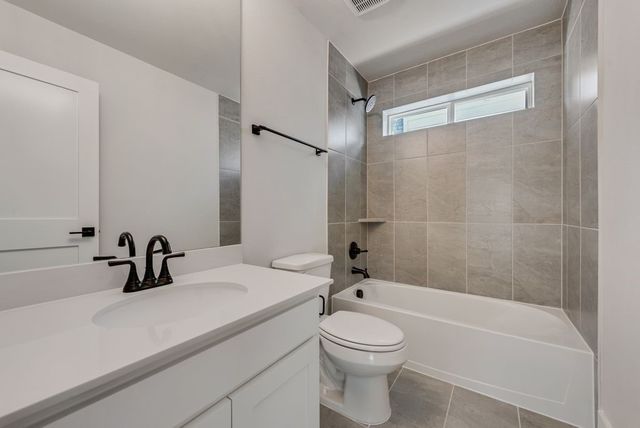 701 Clover Lane, Anna, TX 75409