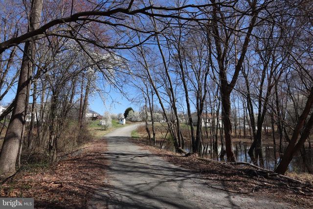 11225 RABY RD, Waldorf, MD 20601