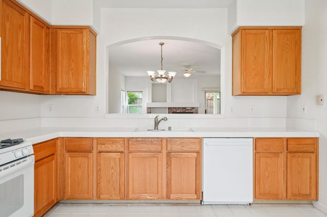 3157 Halyard Way, Elk Grove, CA 95758