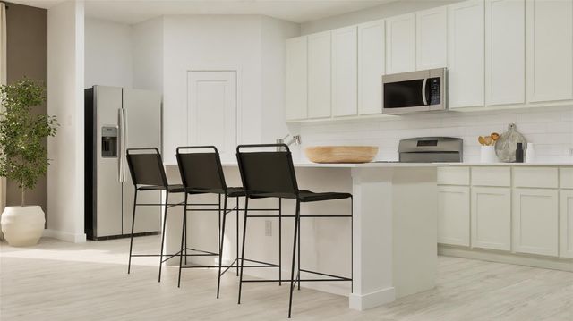 96 Vantage DR, Hutto, TX 78634