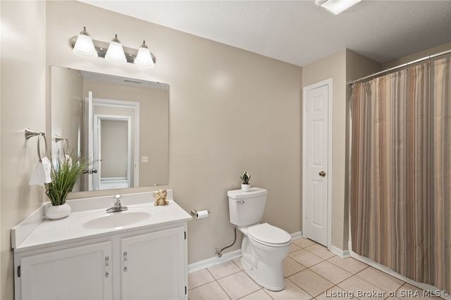 114 Colonial Drive, New Albany, IN 47150