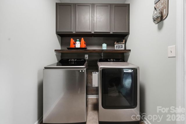 5917 Mcclintock Drive, Denver, NC 28037