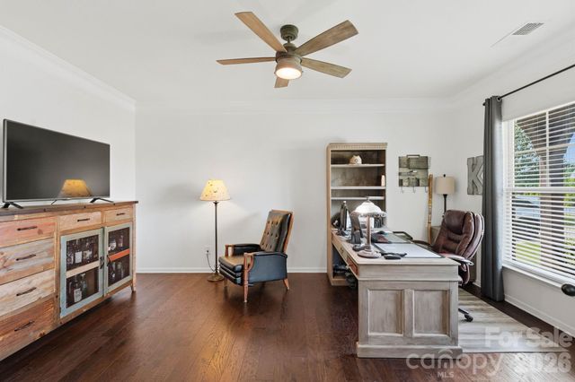 5917 Mcclintock Drive, Denver, NC 28037