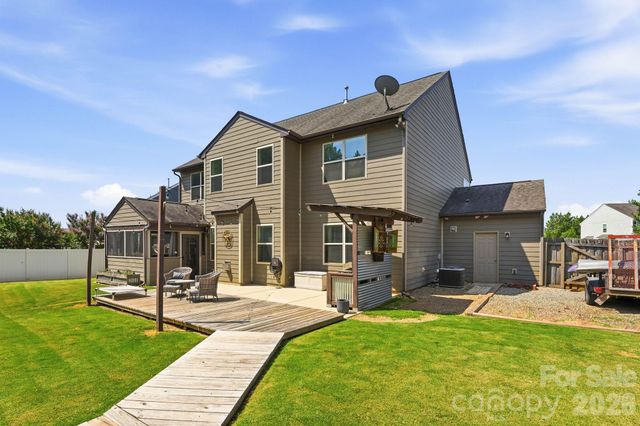 5917 Mcclintock Drive, Denver, NC 28037