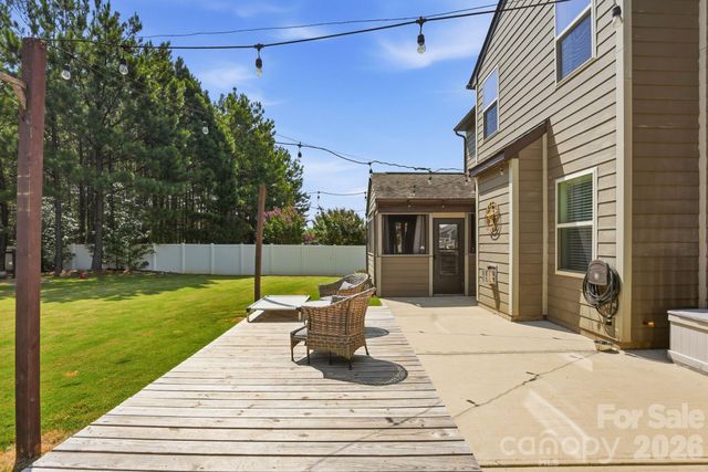 5917 Mcclintock Drive, Denver, NC 28037