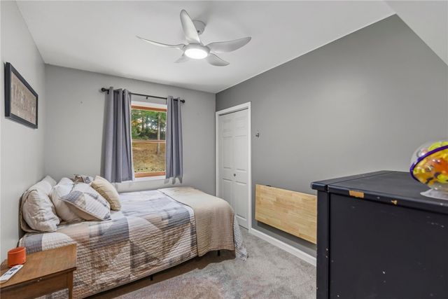 641 Lands End Road, Seneca, SC 29678