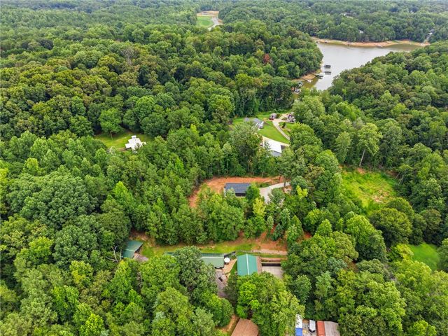 641 Lands End Road, Seneca, SC 29678