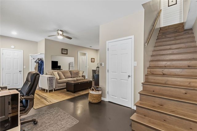 641 Lands End Road, Seneca, SC 29678