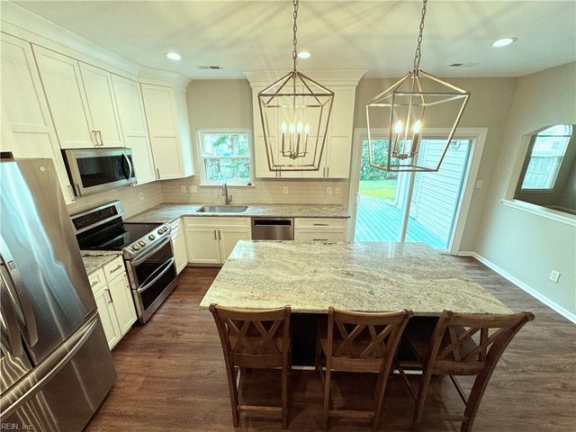 3513 Regret LN, Virginia Beach, VA 23453