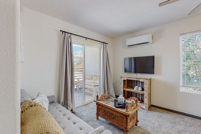 615 Iron Avenue SW, Albuquerque, NM 87102