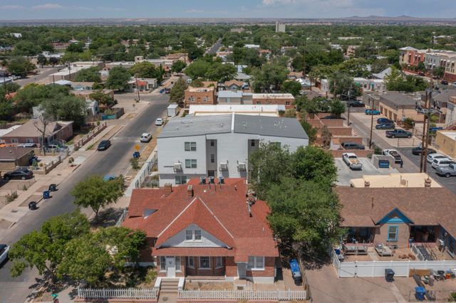 615 Iron Avenue SW, Albuquerque, NM 87102