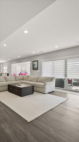 9317 Michigan Drive, Crown Point, IN 46307