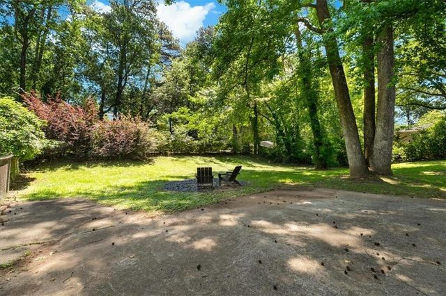 1044 Pinedale Drive SE, Smyrna, GA 30080