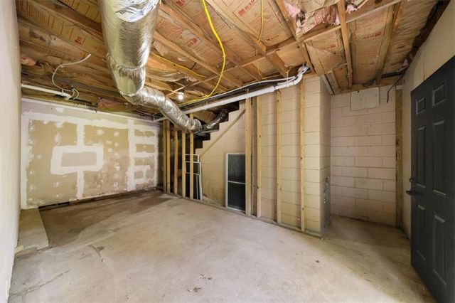 1044 Pinedale Drive SE, Smyrna, GA 30080