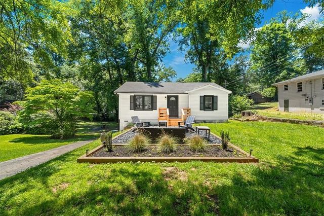 1044 Pinedale Drive SE, Smyrna, GA 30080
