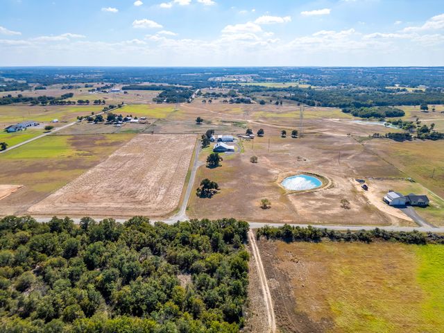 207 Trails End, Poolville, TX 76487