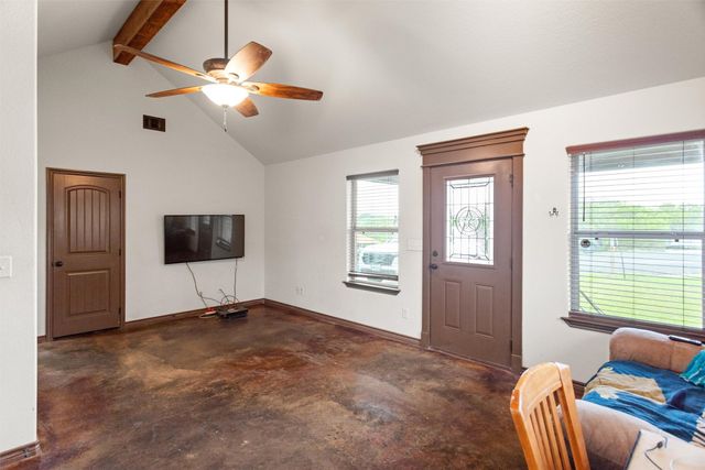 2404 Fox Court, Granbury, TX 76048