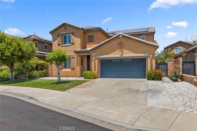 15466 Red Pepper, Fontana, CA 92336