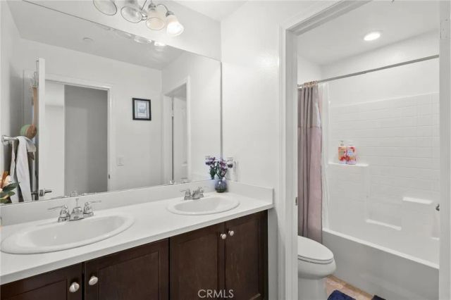 15466 Red Pepper, Fontana, CA 92336