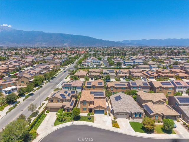 15466 Red Pepper, Fontana, CA 92336
