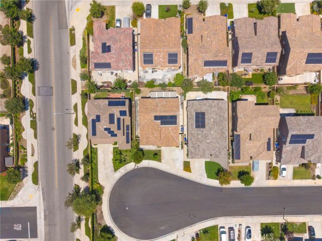 15466 Red Pepper, Fontana, CA 92336