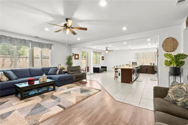15466 Red Pepper, Fontana, CA 92336