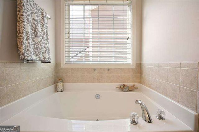 2190 Copper Trail Lane, Buford, GA 30519