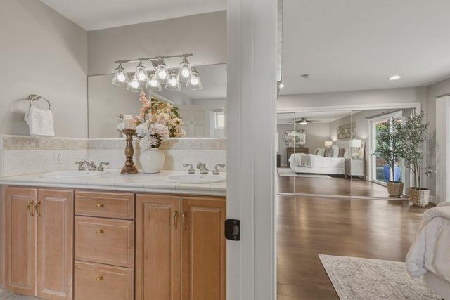 1142 Virginia Avenue, Redwood City, CA 94061